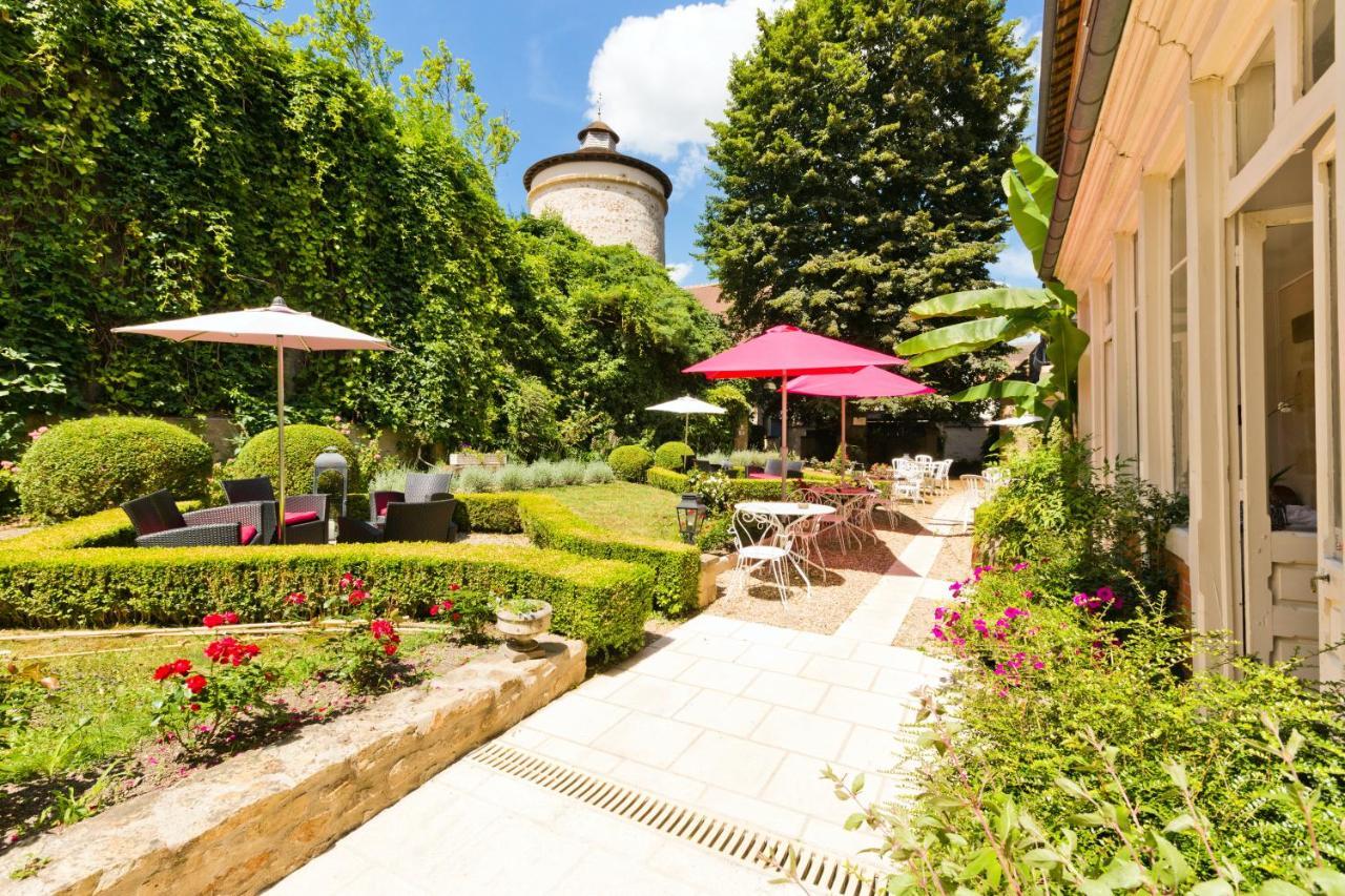 Hotel Montespan Bourbon-lʼArchambault Exteriér fotografie